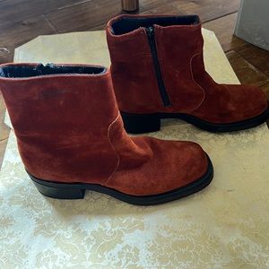 Real suede Durango vintage orange boots!! Waterproof!!